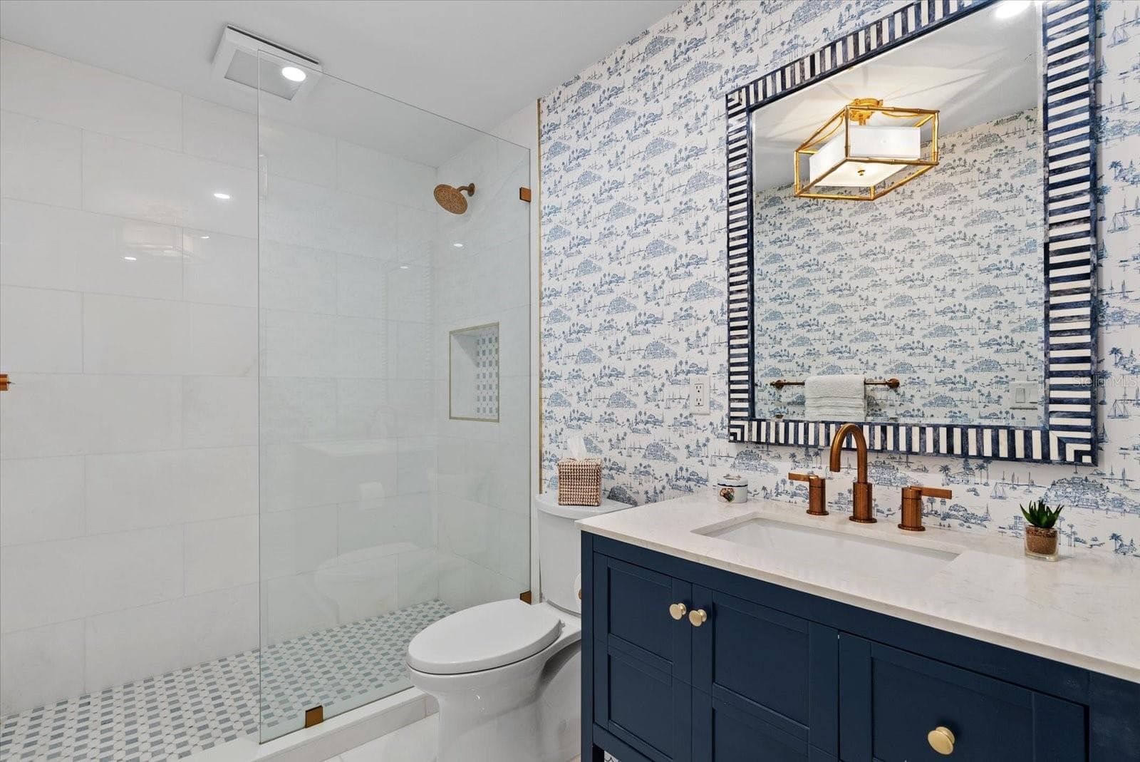 Condominium at 128 GOLDEN GATE PT #202A, SARASOTA, photo 17 of 48
