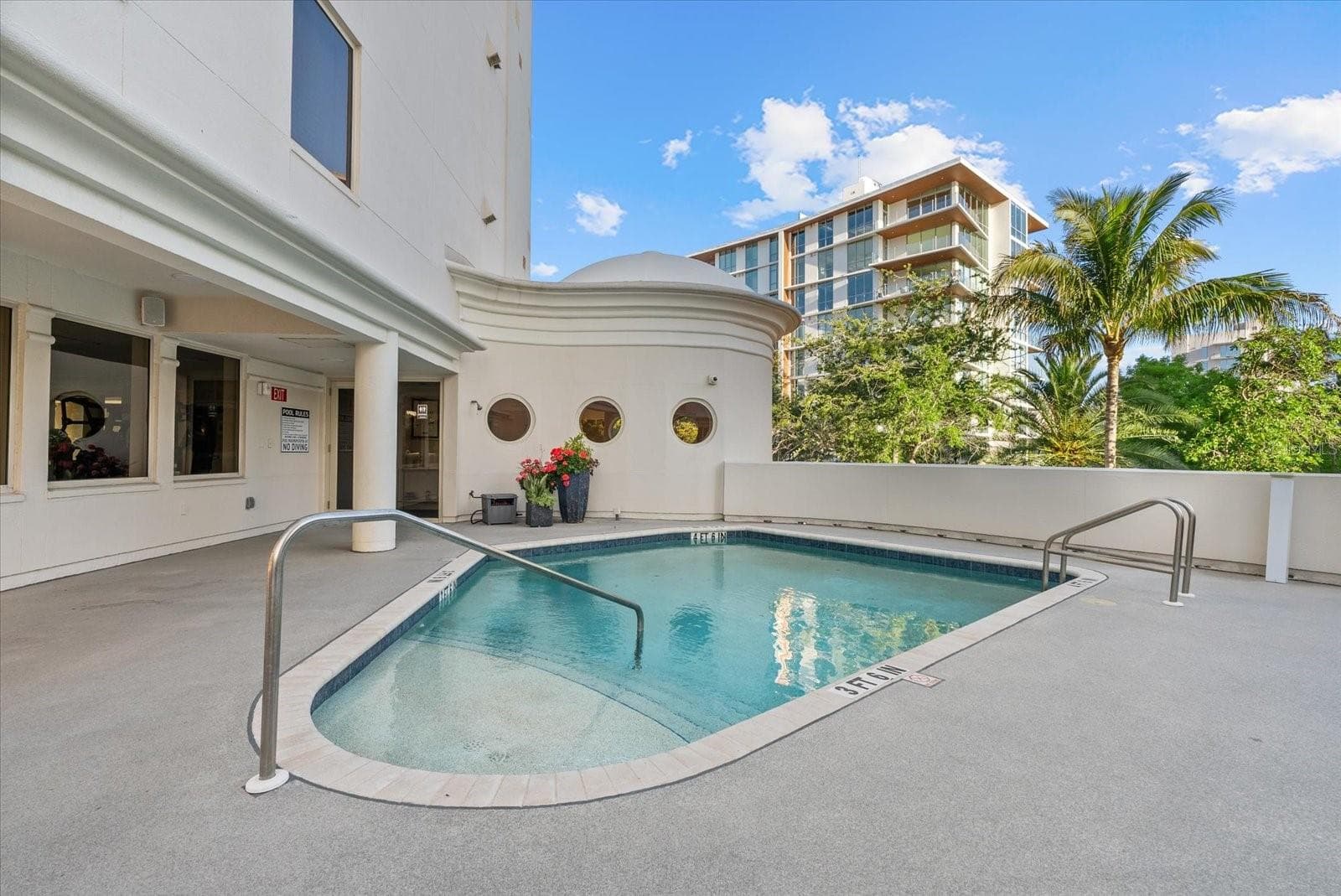 Condominium at 128 GOLDEN GATE PT #202A, SARASOTA, photo 35 of 48