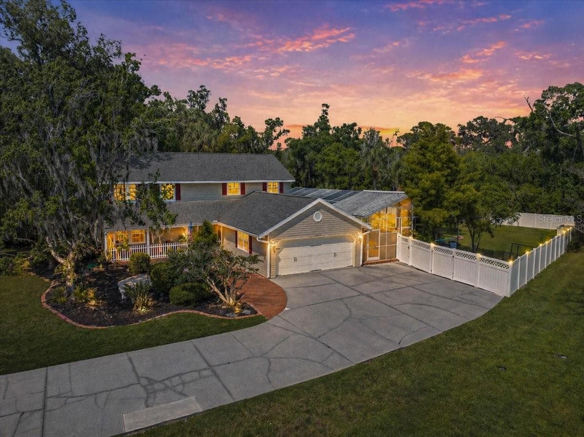 3328 TOBERO LN