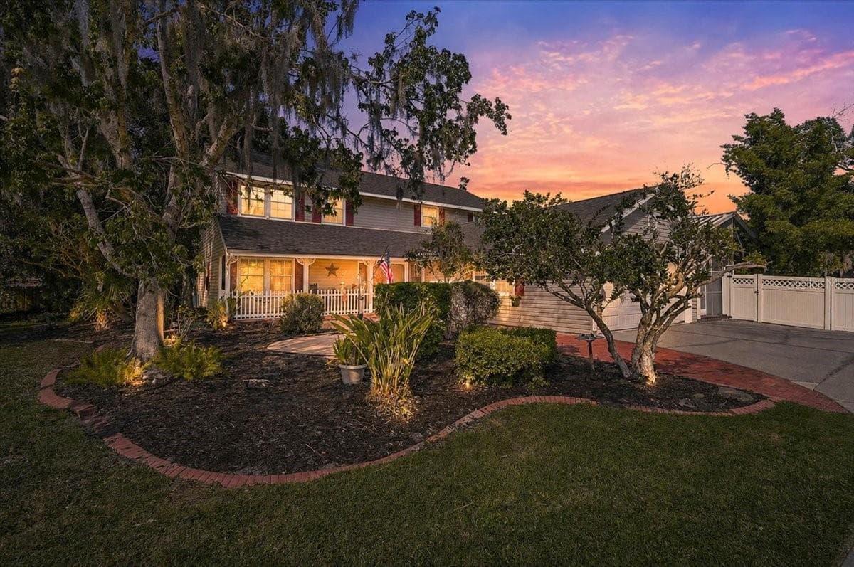 Single Family Residence at 3328 TOBERO LN, SARASOTA, photo 3 of 86