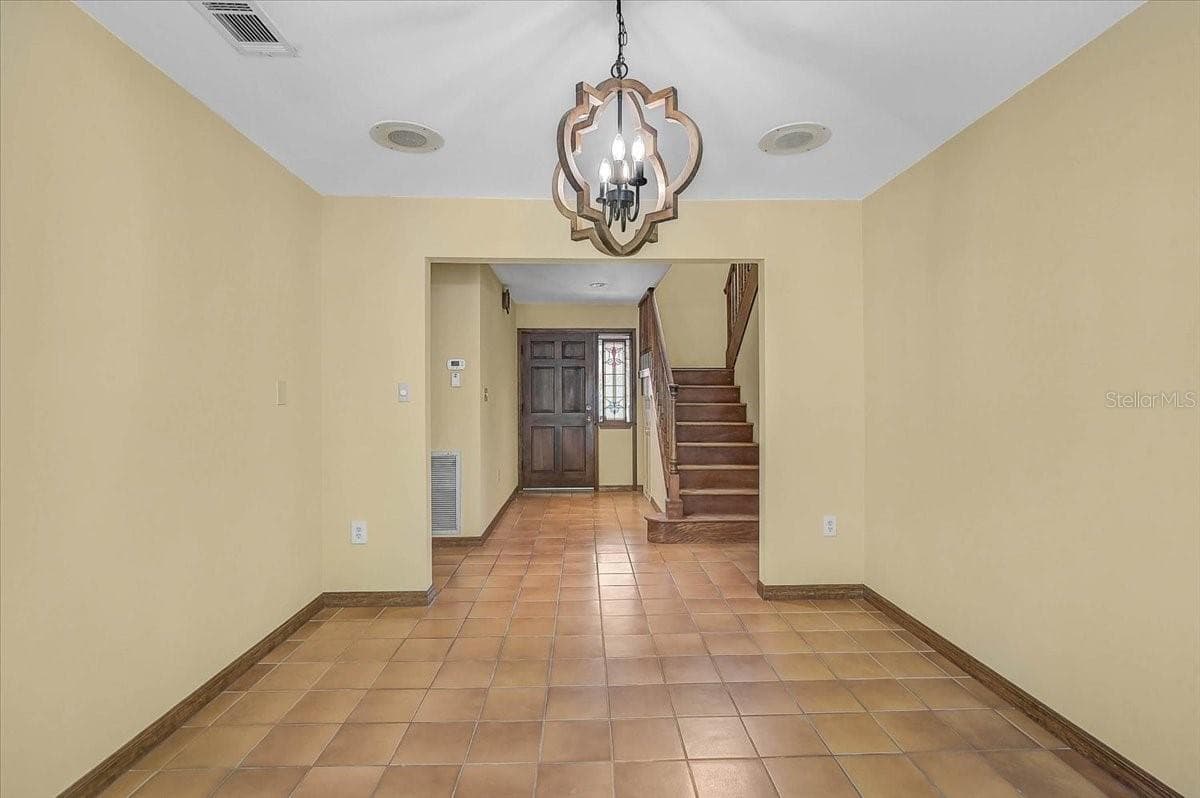 Single Family Residence at 3328 TOBERO LN, SARASOTA, photo 19 of 86