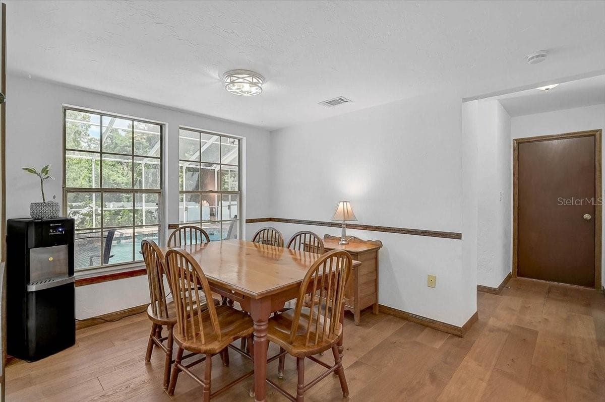Single Family Residence at 3328 TOBERO LN, SARASOTA, photo 20 of 86
