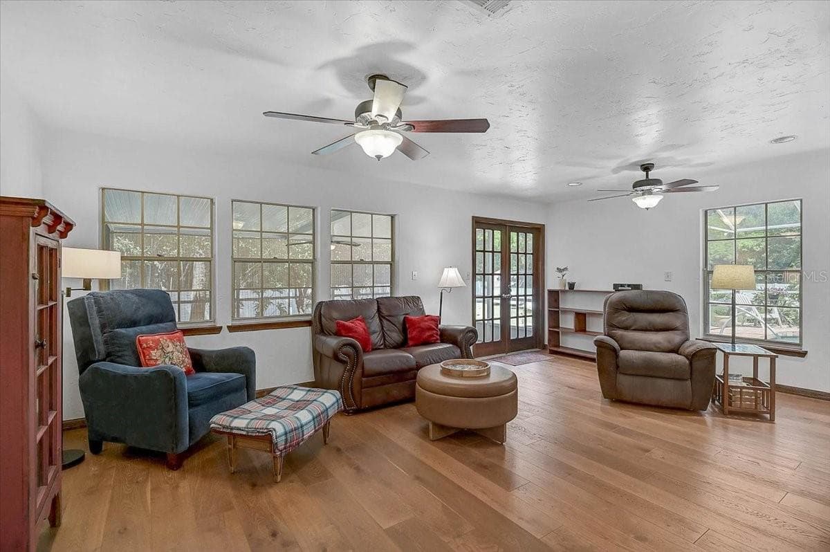 Single Family Residence at 3328 TOBERO LN, SARASOTA, photo 23 of 86