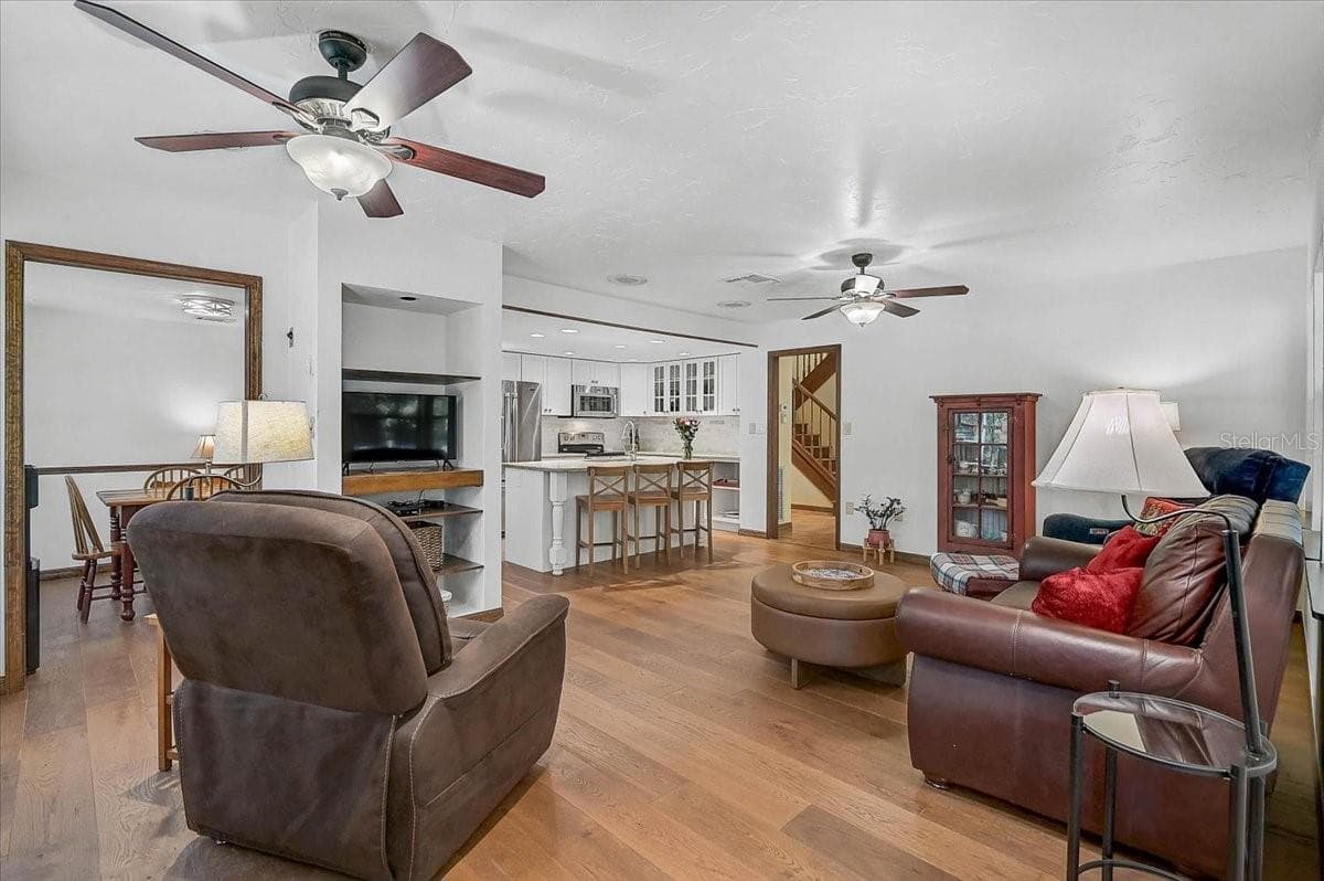 Single Family Residence at 3328 TOBERO LN, SARASOTA, photo 24 of 86