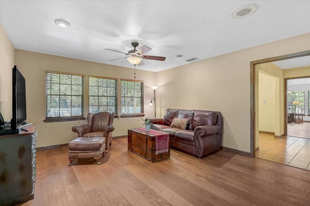 Single Family Residence at 3328 TOBERO LN, SARASOTA, photo 31 of 86
