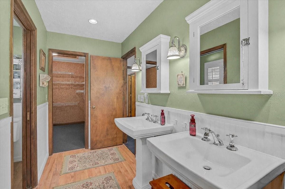 Single Family Residence at 3328 TOBERO LN, SARASOTA, photo 39 of 86
