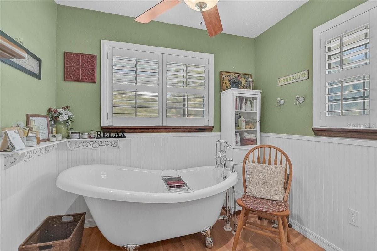 Single Family Residence at 3328 TOBERO LN, SARASOTA, photo 40 of 86