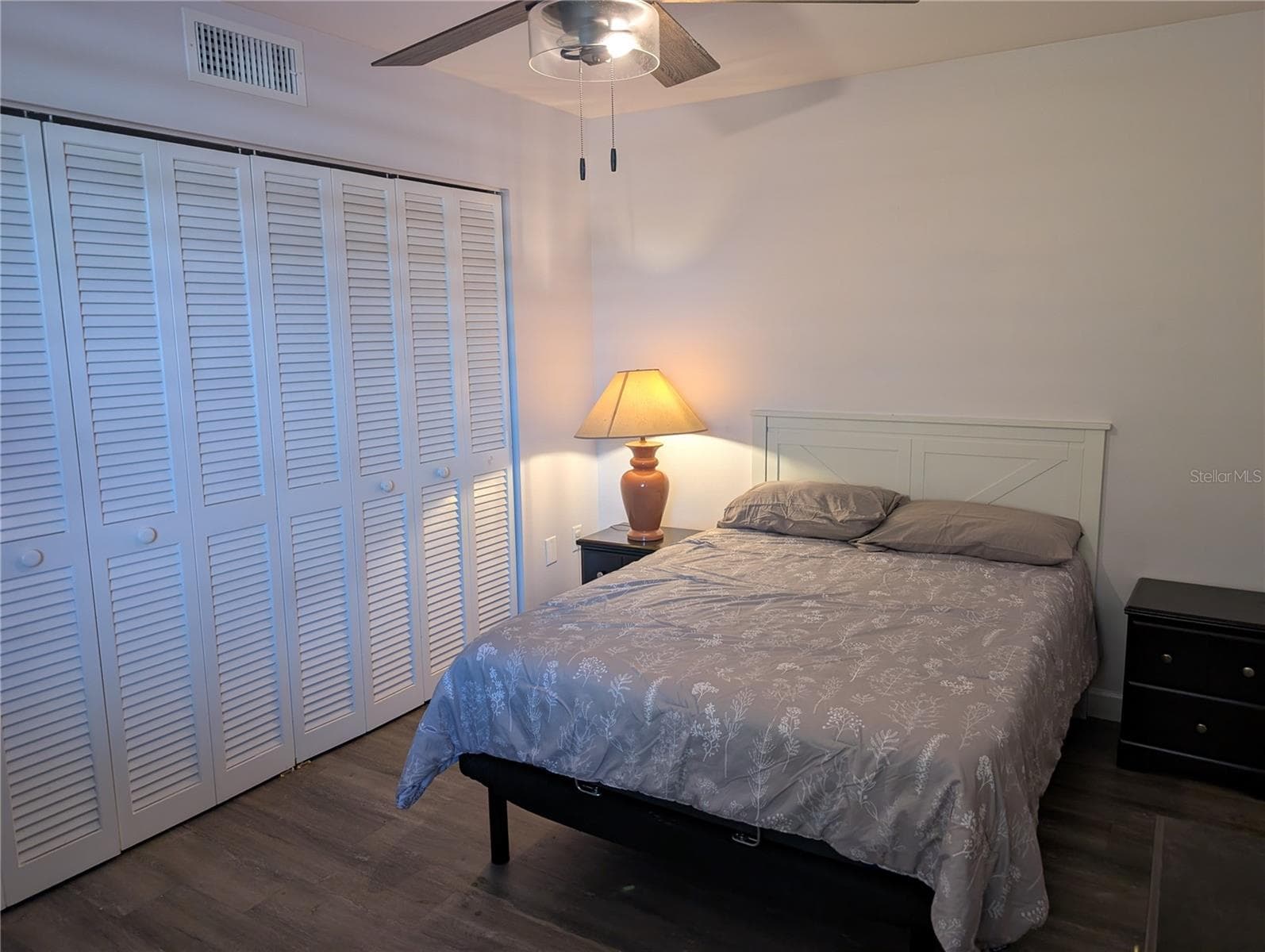 Guest bedroom - 135 WILD PALM DR, BRADENTON