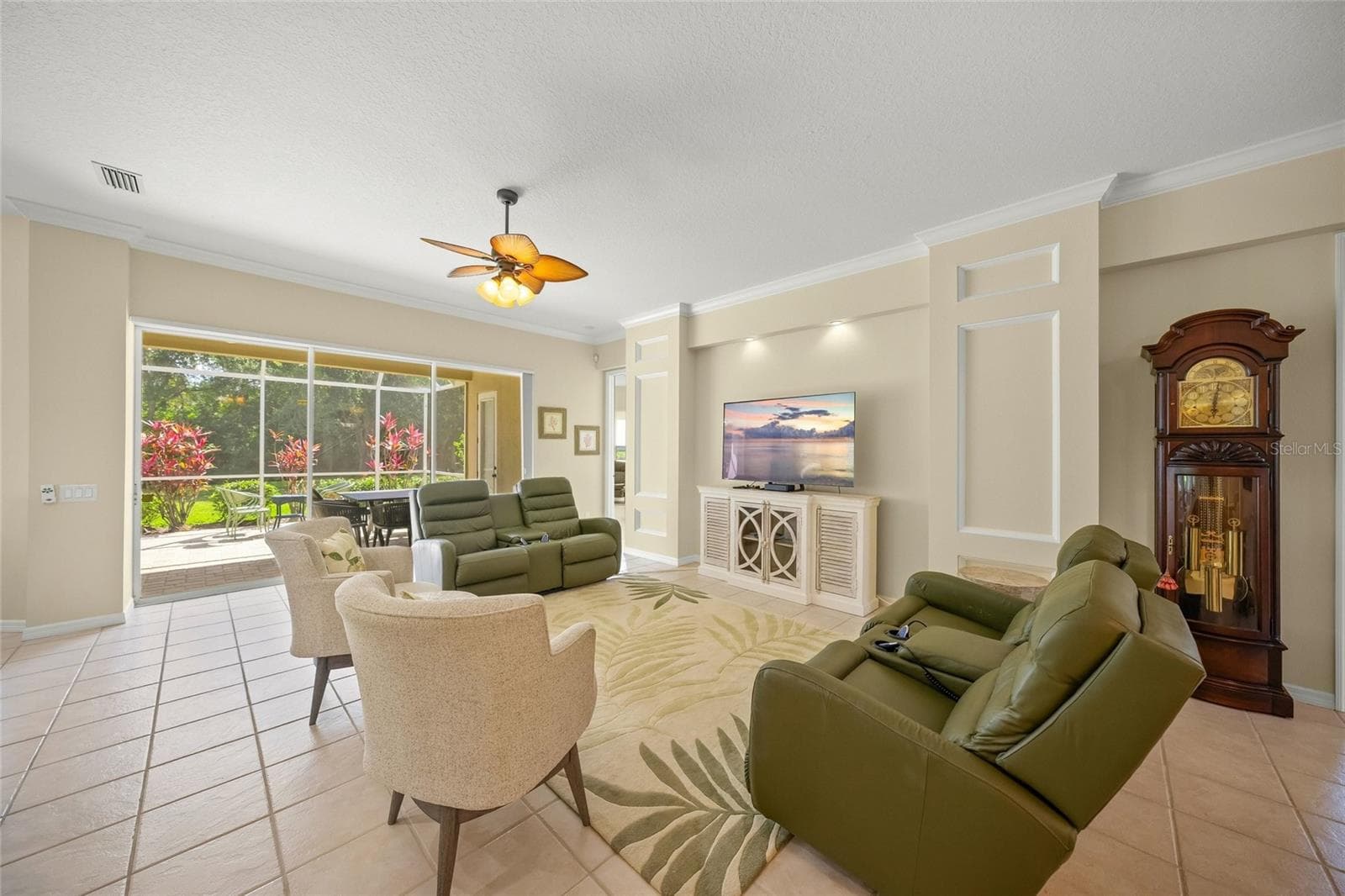 Single Family Residence at 6923 LENNOX PL, UNIVERSITY PARK, photo 2 of 52