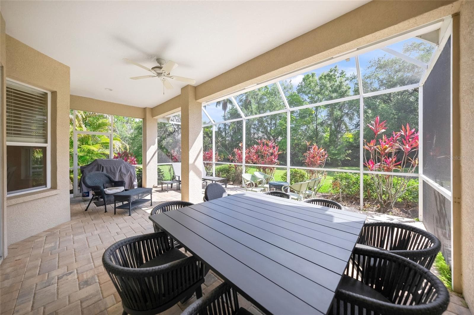 Single Family Residence at 6923 LENNOX PL, UNIVERSITY PARK, photo 9 of 52