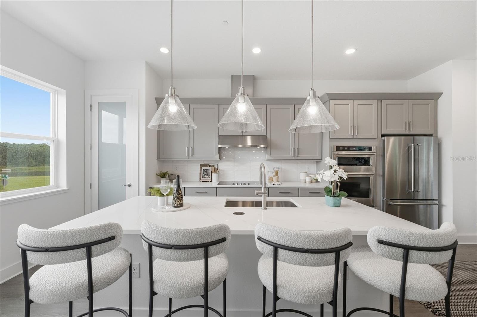 Kitchen Island - 9156 SINATRA LN, ORLANDO