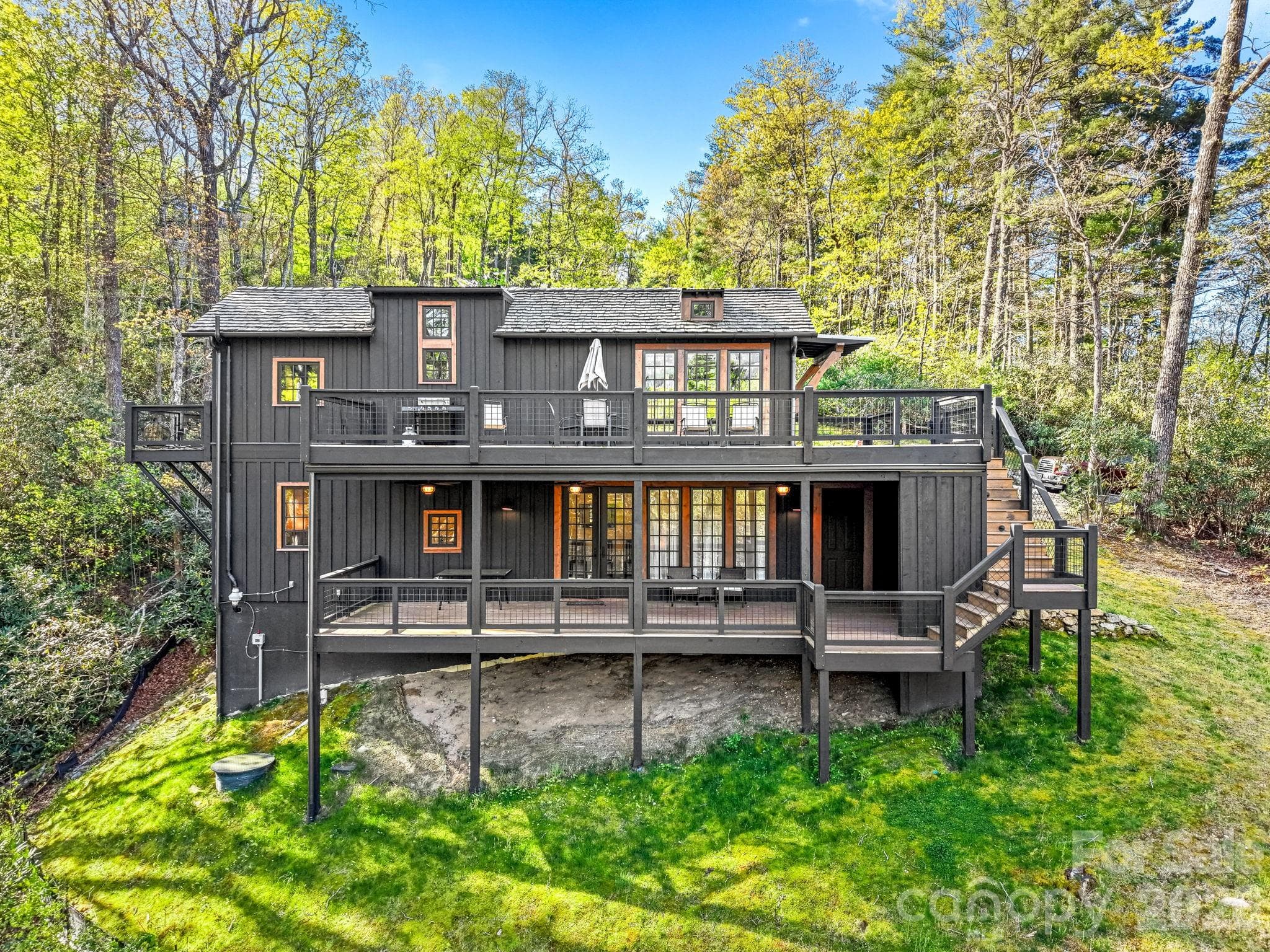 261 Rock Face Trail