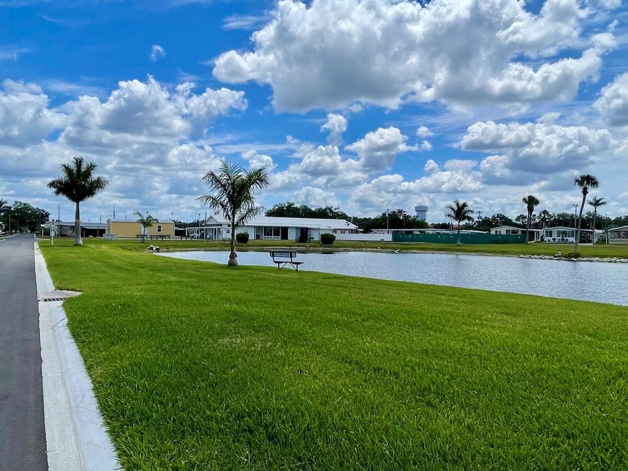 Manufactured Home at 152 SHADY LN #152, PALMETTO, photo 35 of 38