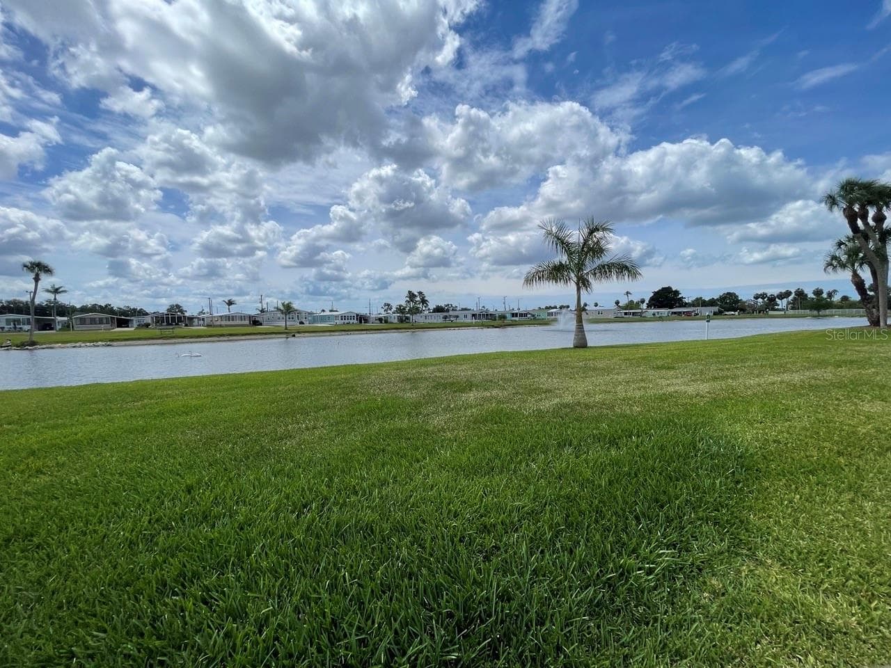 Manufactured Home at 152 SHADY LN #152, PALMETTO, photo 36 of 38