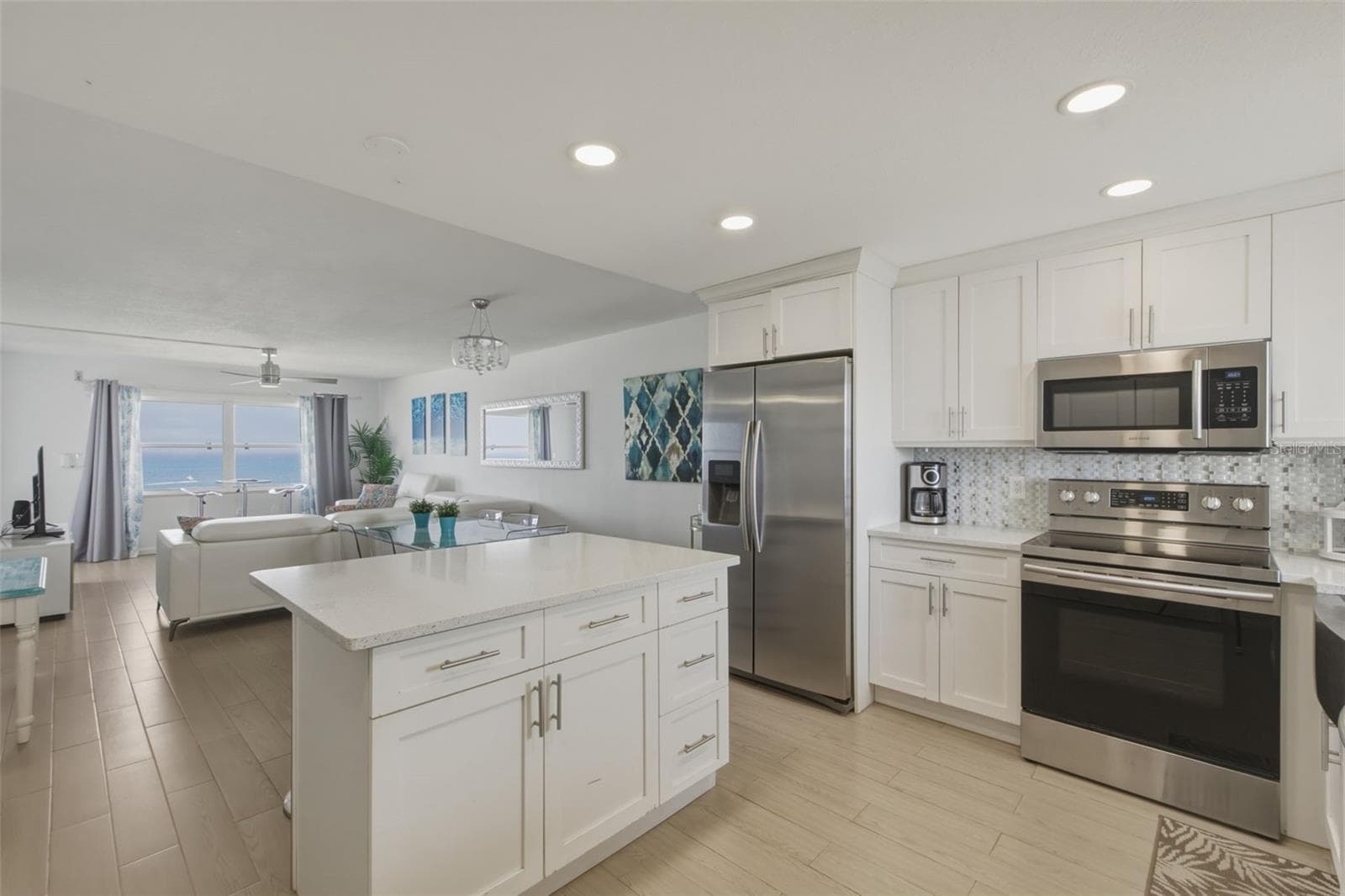 Kitchen/Living Rm Combo - 1270 GULF BLVD #1202, CLEARWATER BEACH