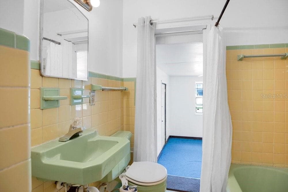 Bathroom - 2501 BETHAWAY AVE, ORLANDO