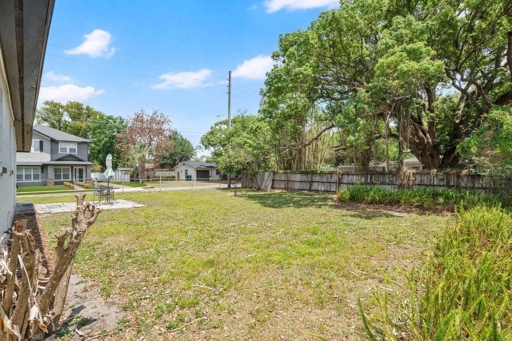 Spacious Back Yard - 2501 BETHAWAY AVE, ORLANDO