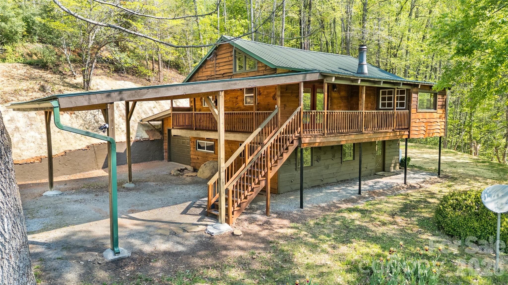 Single Family Residence at Sylva, photo 2 of 37