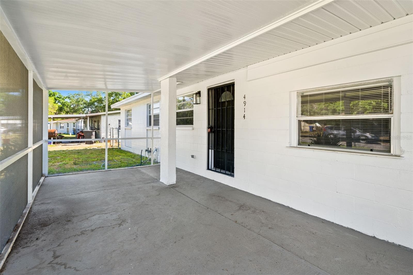 Welcome In - 4914 S 82ND ST, TAMPA