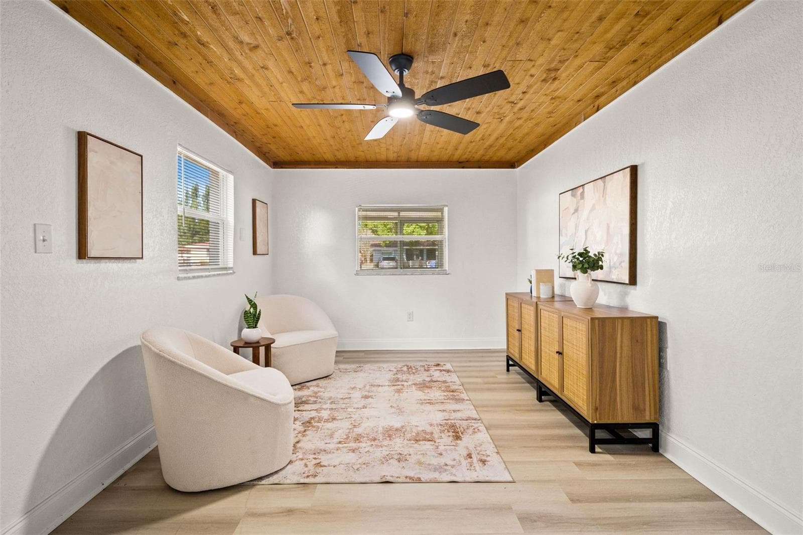 Family Room - 4914 S 82ND ST, TAMPA