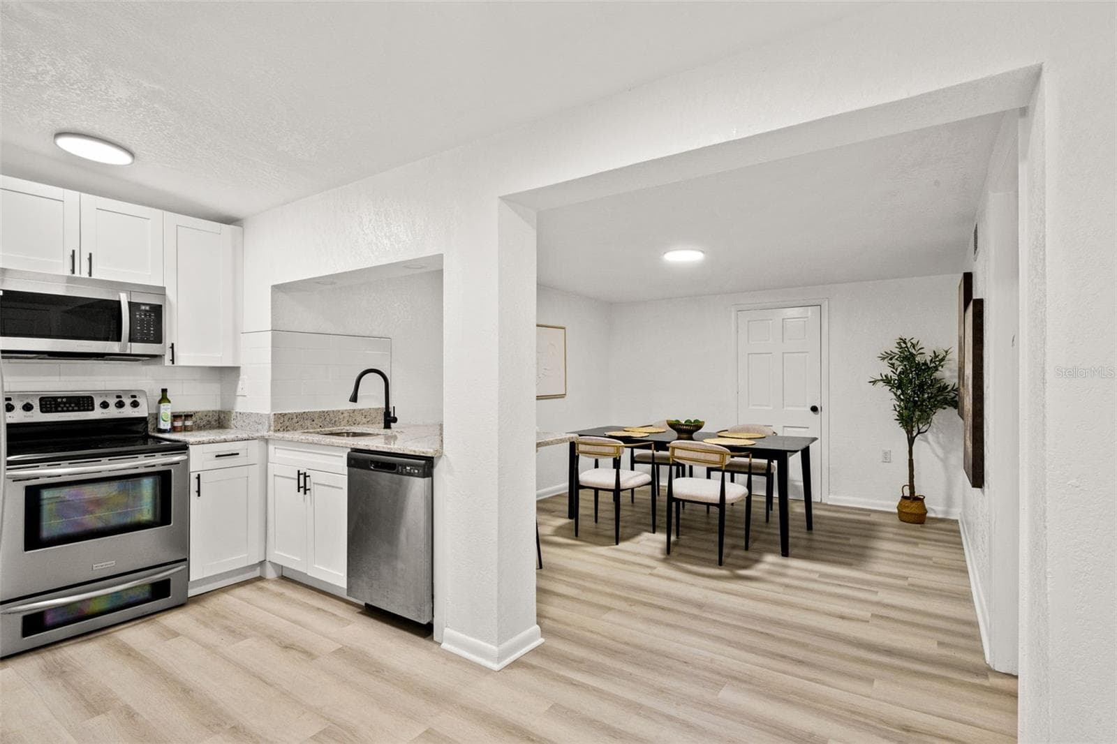 Kitchen and Dining - 4914 S 82ND ST, TAMPA