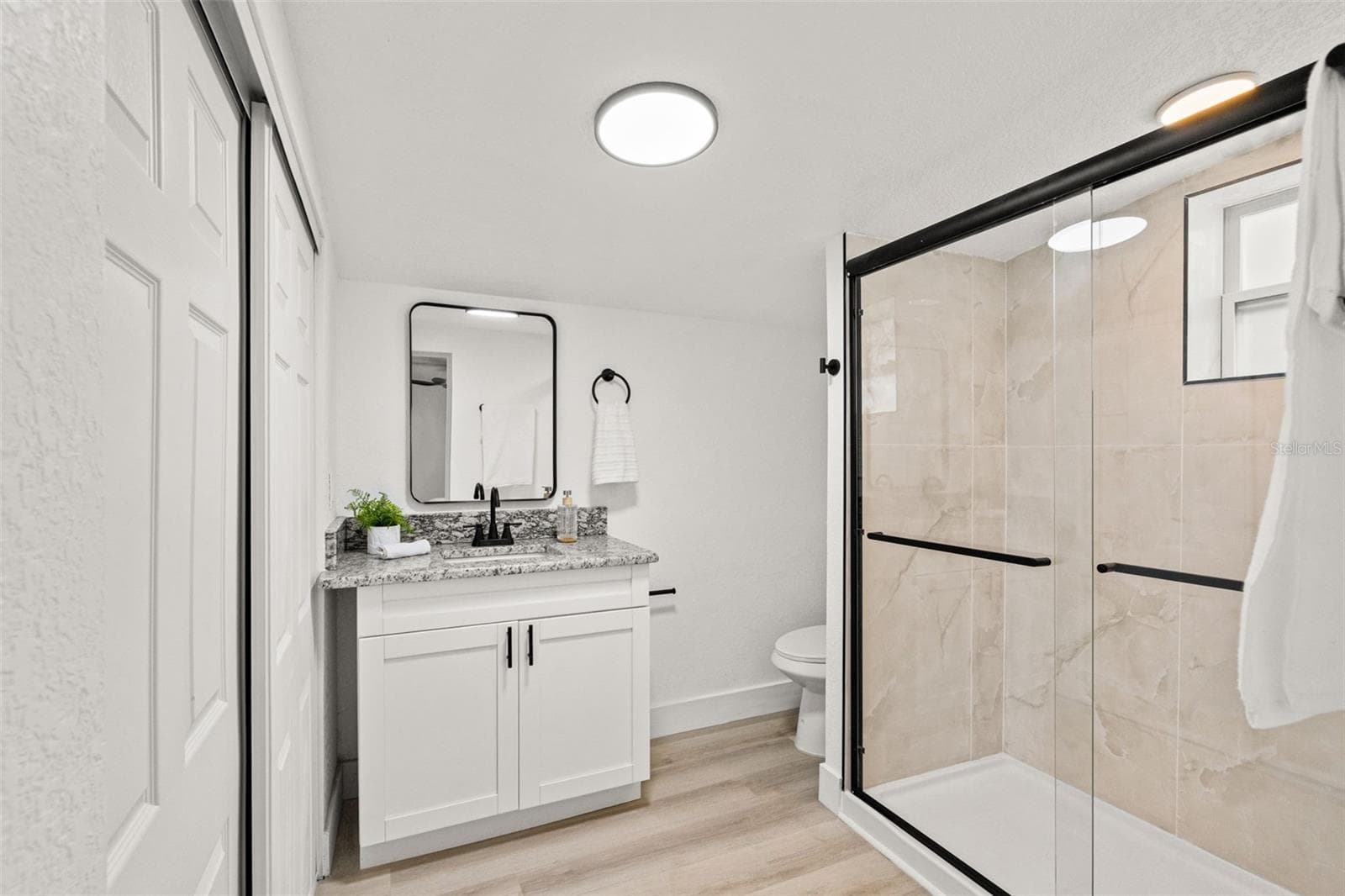 Primary Bath - 4914 S 82ND ST, TAMPA
