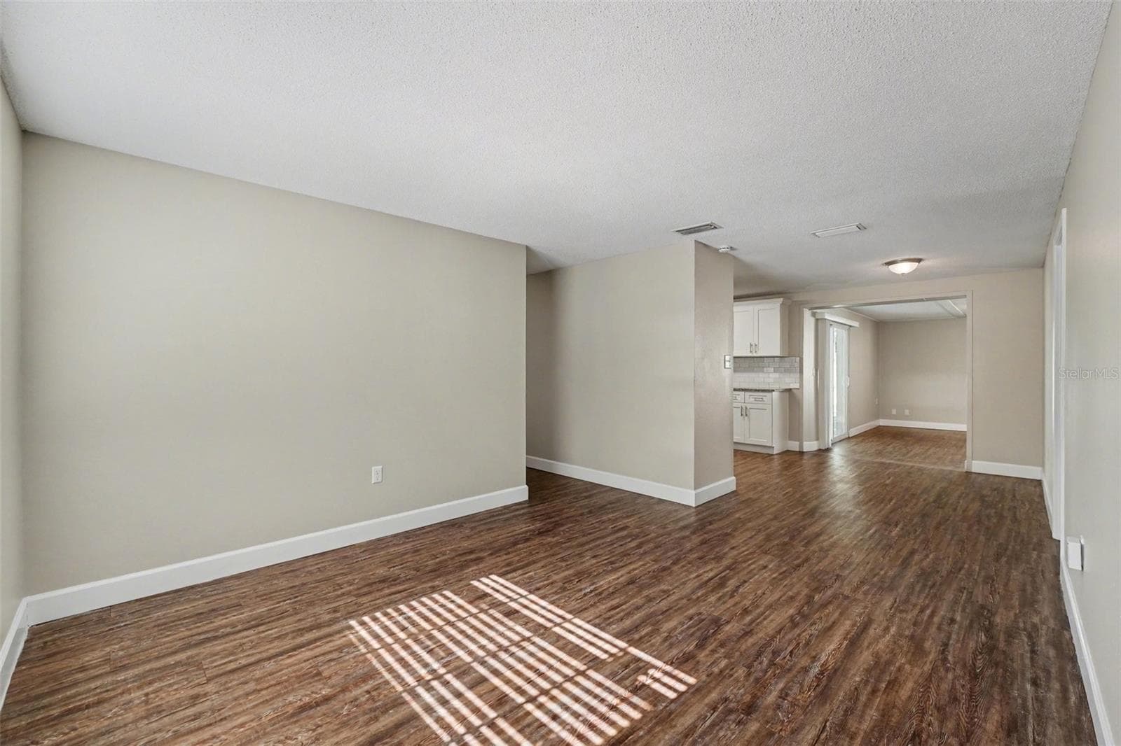 Single Family Residence at 1615 SENECA AVE, LAKELAND, photo 17 of 29