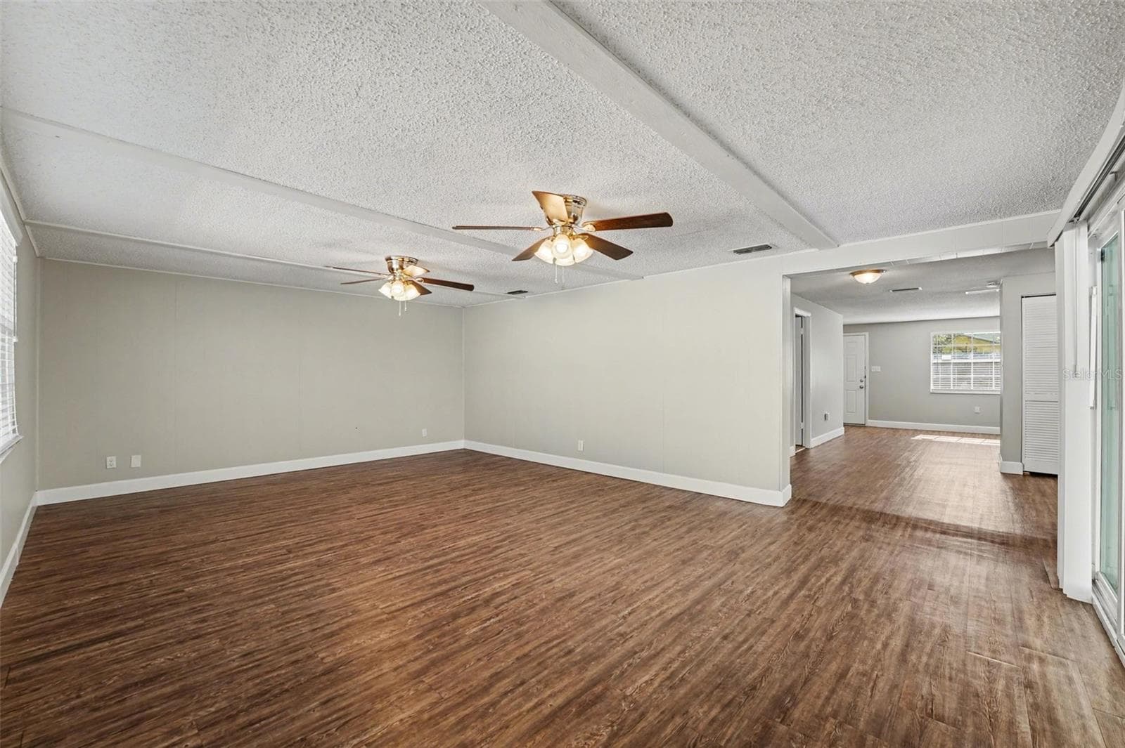 Single Family Residence at 1615 SENECA AVE, LAKELAND, photo 7 of 29