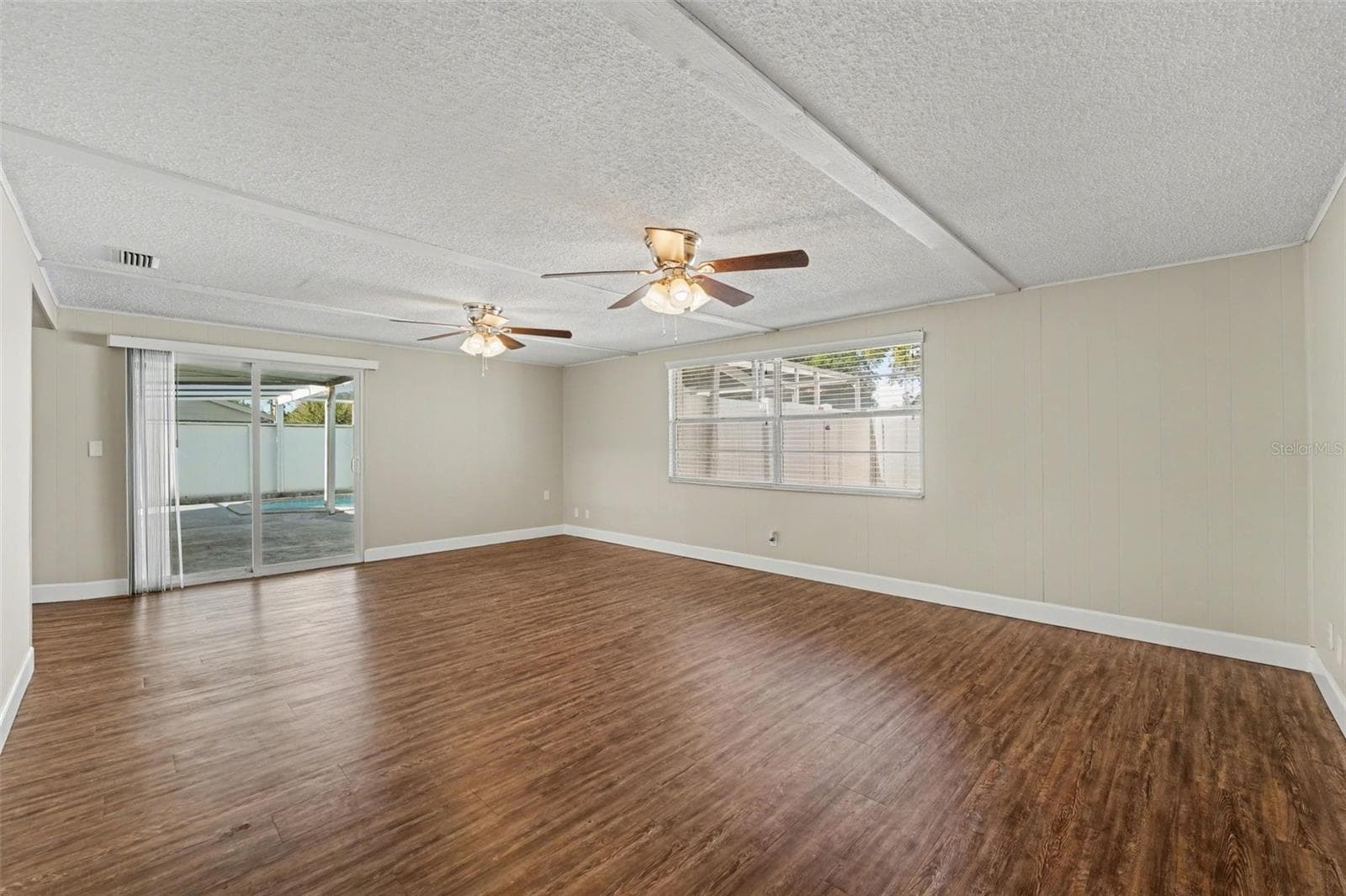 Single Family Residence at 1615 SENECA AVE, LAKELAND, photo 6 of 29