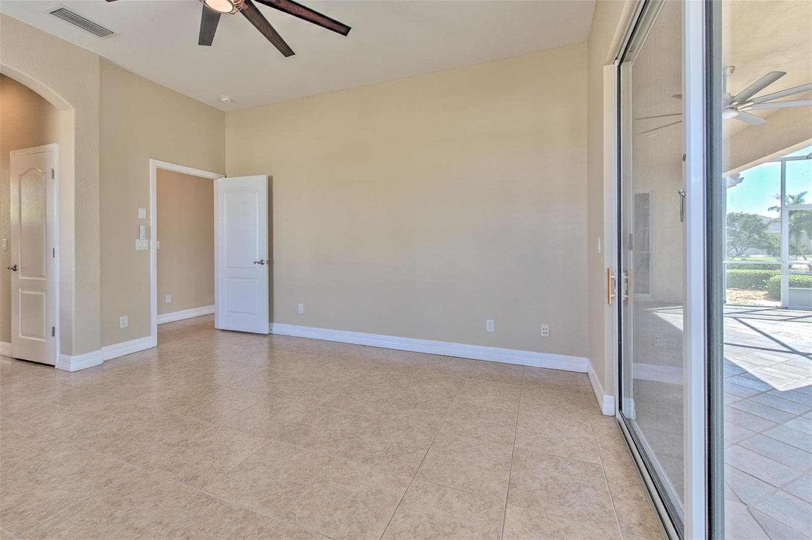 Single Family Residence at 504 RIMINI VISTA WAY, SUN CITY CENTER, photo 22 of 51