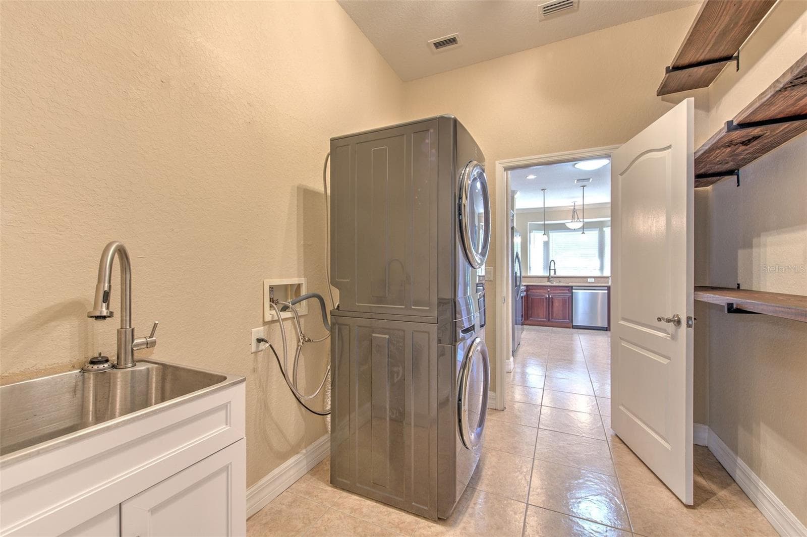 Single Family Residence at 504 RIMINI VISTA WAY, SUN CITY CENTER, photo 29 of 51
