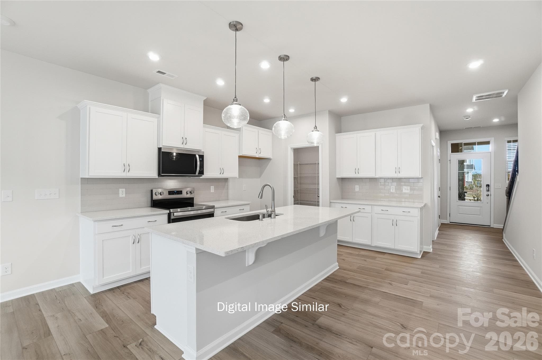Townhouse at Charlotte, photo 6 of 22