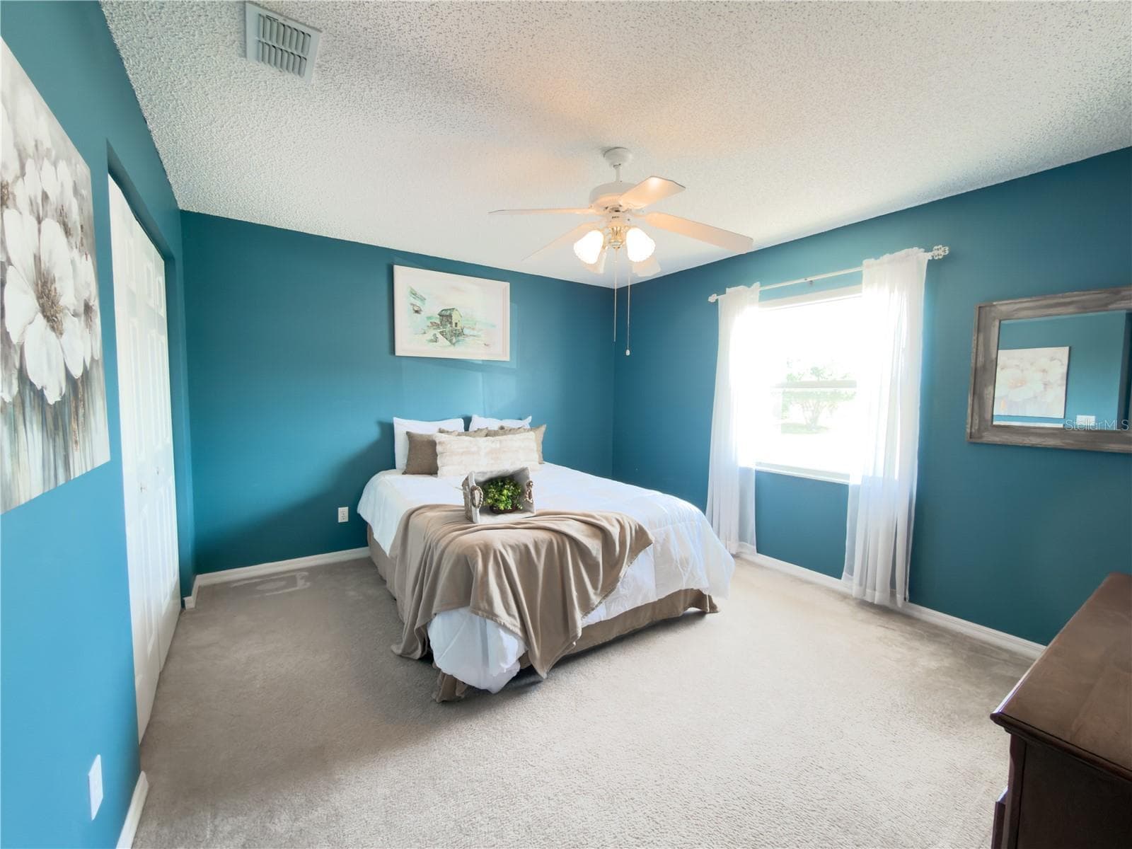 Single Family Residence at 32676 OAK PARK DR, LEESBURG, photo 17 of 40