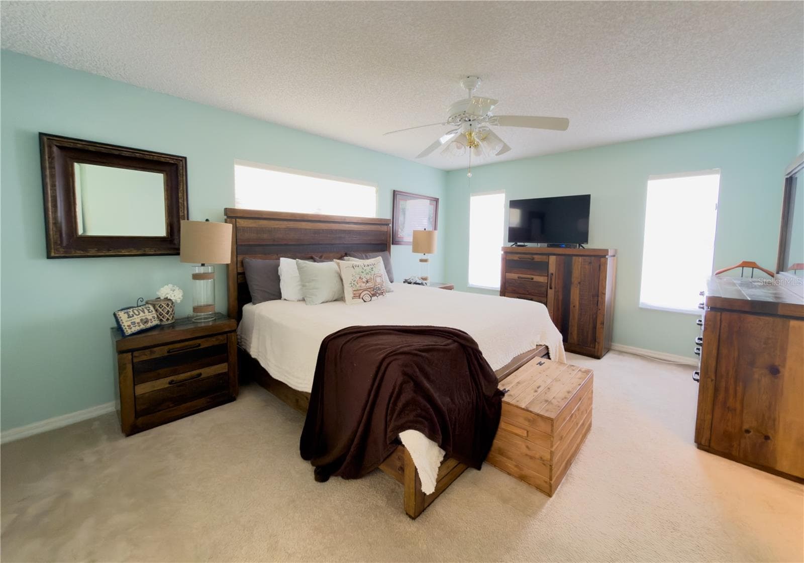 Single Family Residence at 32676 OAK PARK DR, LEESBURG, photo 24 of 40