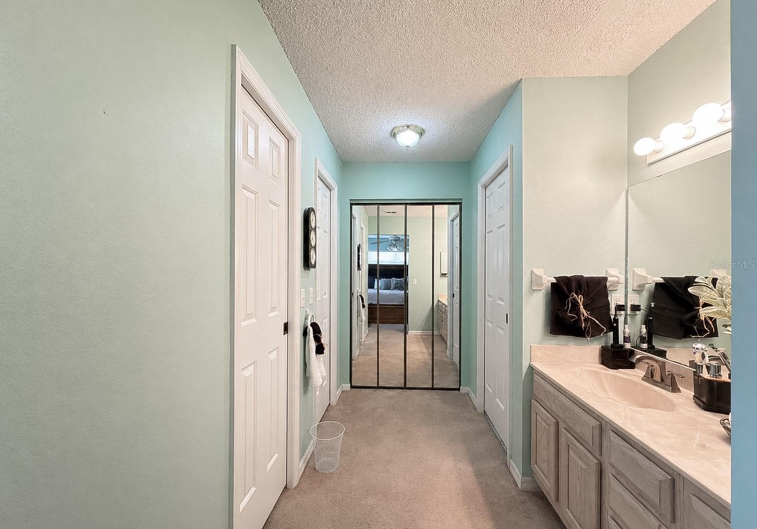 Single Family Residence at 32676 OAK PARK DR, LEESBURG, photo 28 of 40