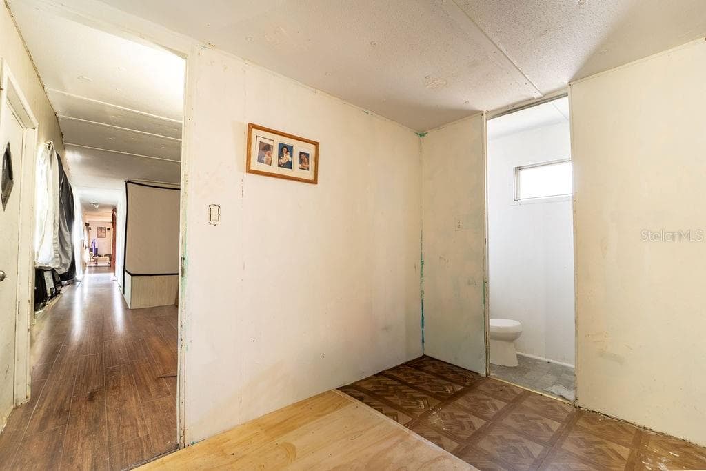 Single Wide - 2900 STATE ROAD 11, DELAND