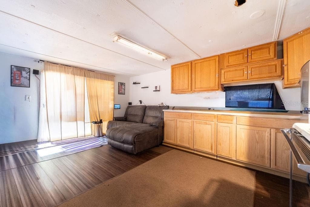 Single Wide - 2900 STATE ROAD 11, DELAND
