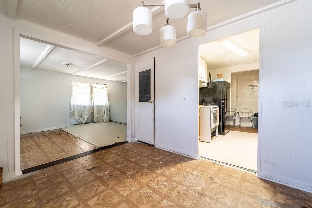 Double Wide - 2900 STATE ROAD 11, DELAND