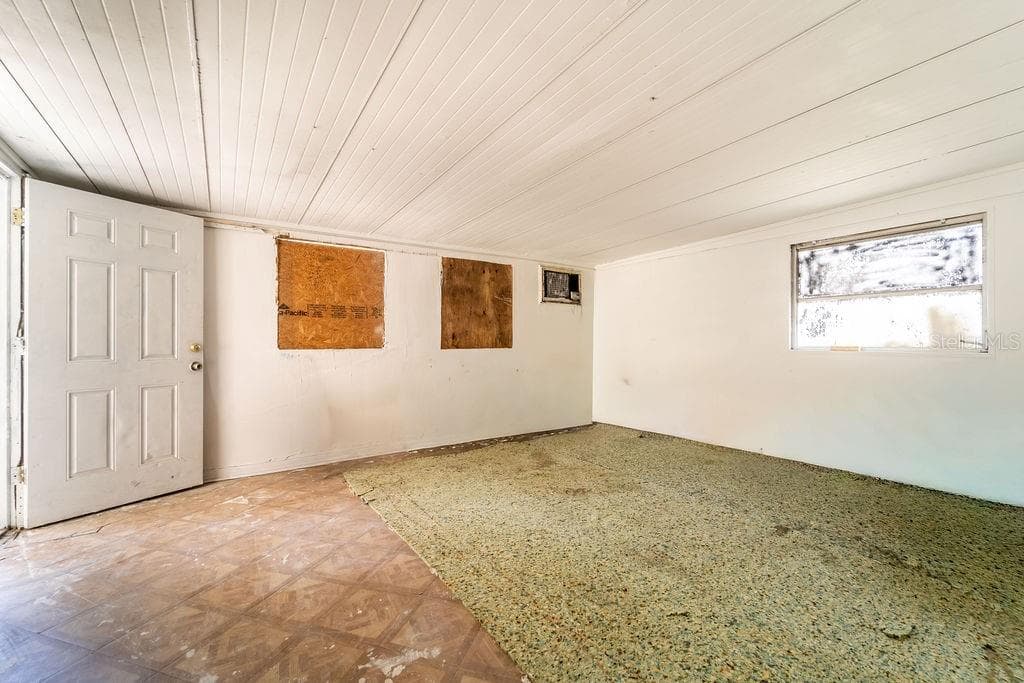Double Wide - 2900 STATE ROAD 11, DELAND