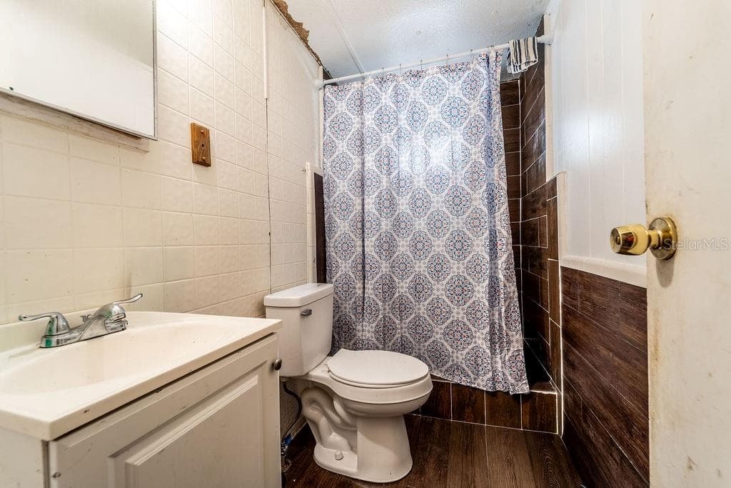 Double wide - 2900 STATE ROAD 11, DELAND