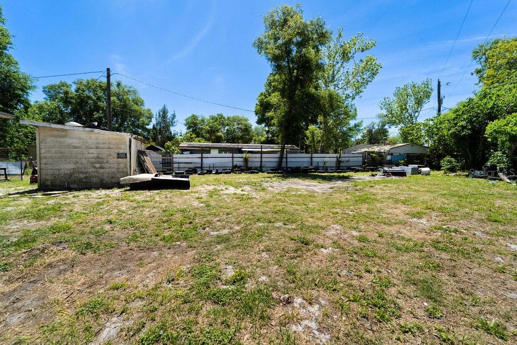Double Wide - 2900 STATE ROAD 11, DELAND