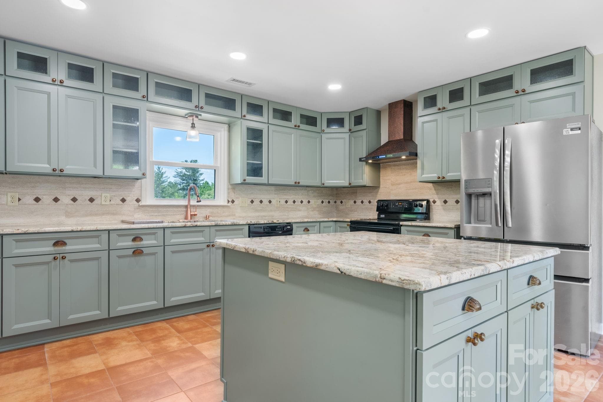 Single Family Residence at 2113 White Pine Drive, Granite Falls, photo 4 of 30