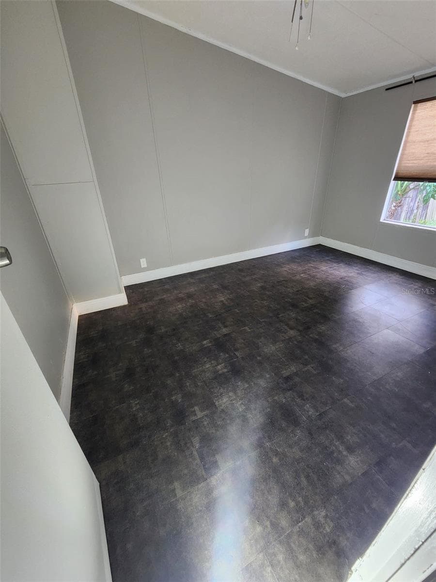 Manufactured Home at 9514 11TH AVE, ORLANDO, photo 12 of 20