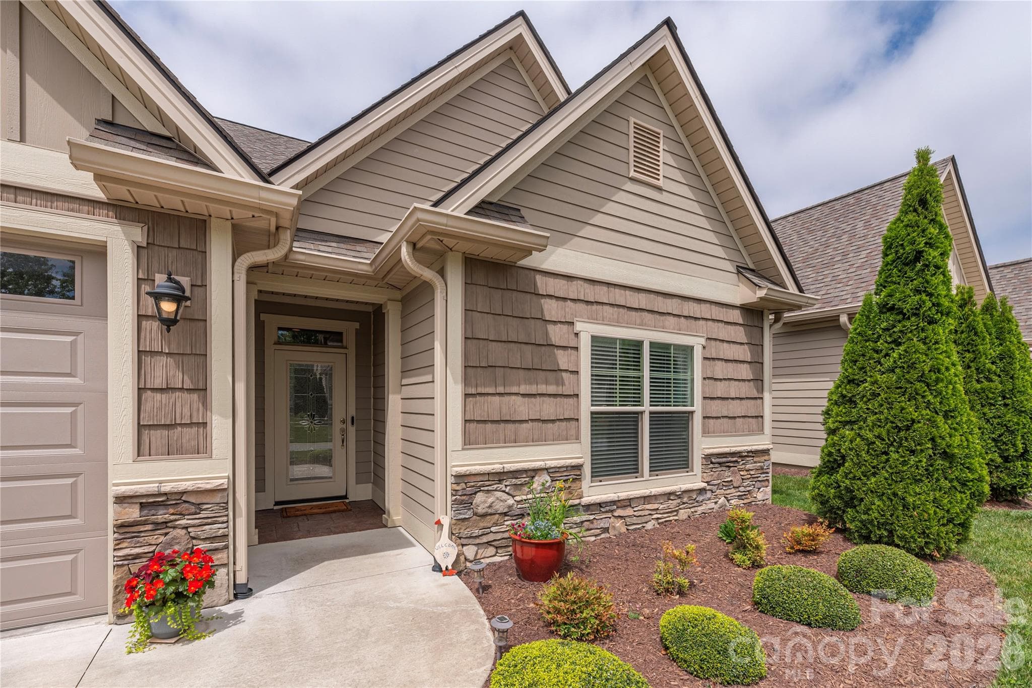 Single Family Residence at 38 River Bend Lane, Fletcher, photo 2 of 35
