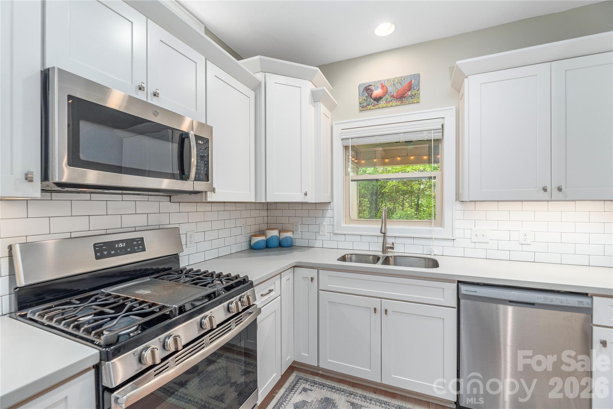 Single Family Residence at 38 River Bend Lane, Fletcher, photo 10 of 35