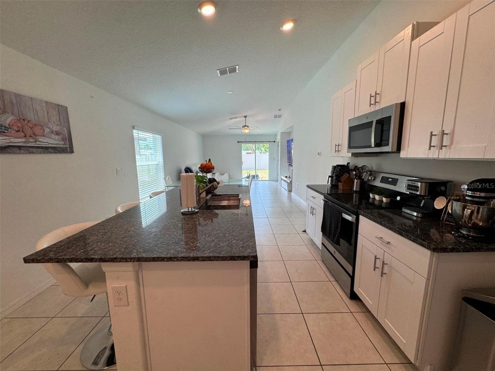 Single Family Residence at 2034 OLD PASTURE LN, LAKELAND, photo 3 of 11