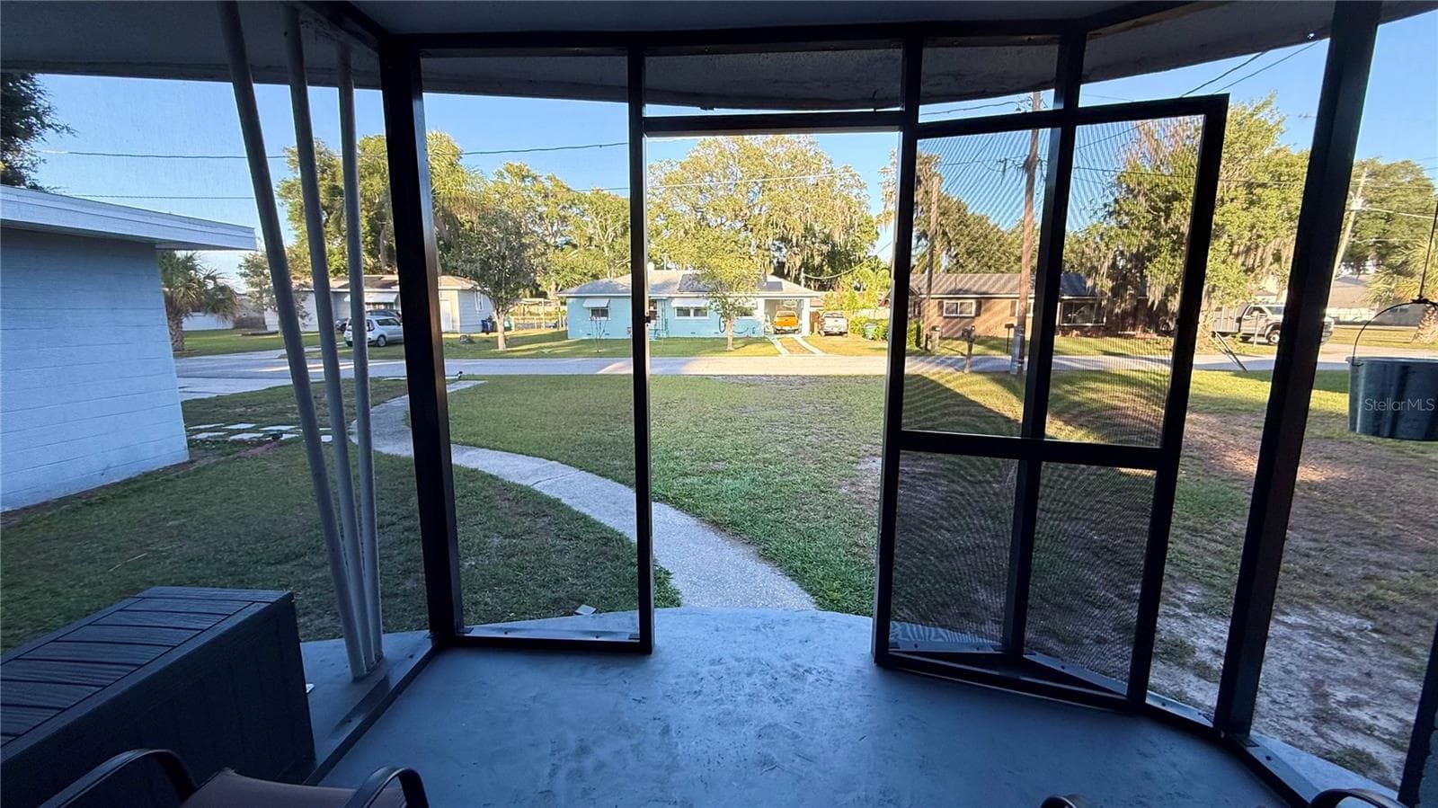 Single Family Residence at 811 22ND ST NW, WINTER HAVEN, photo 6 of 39