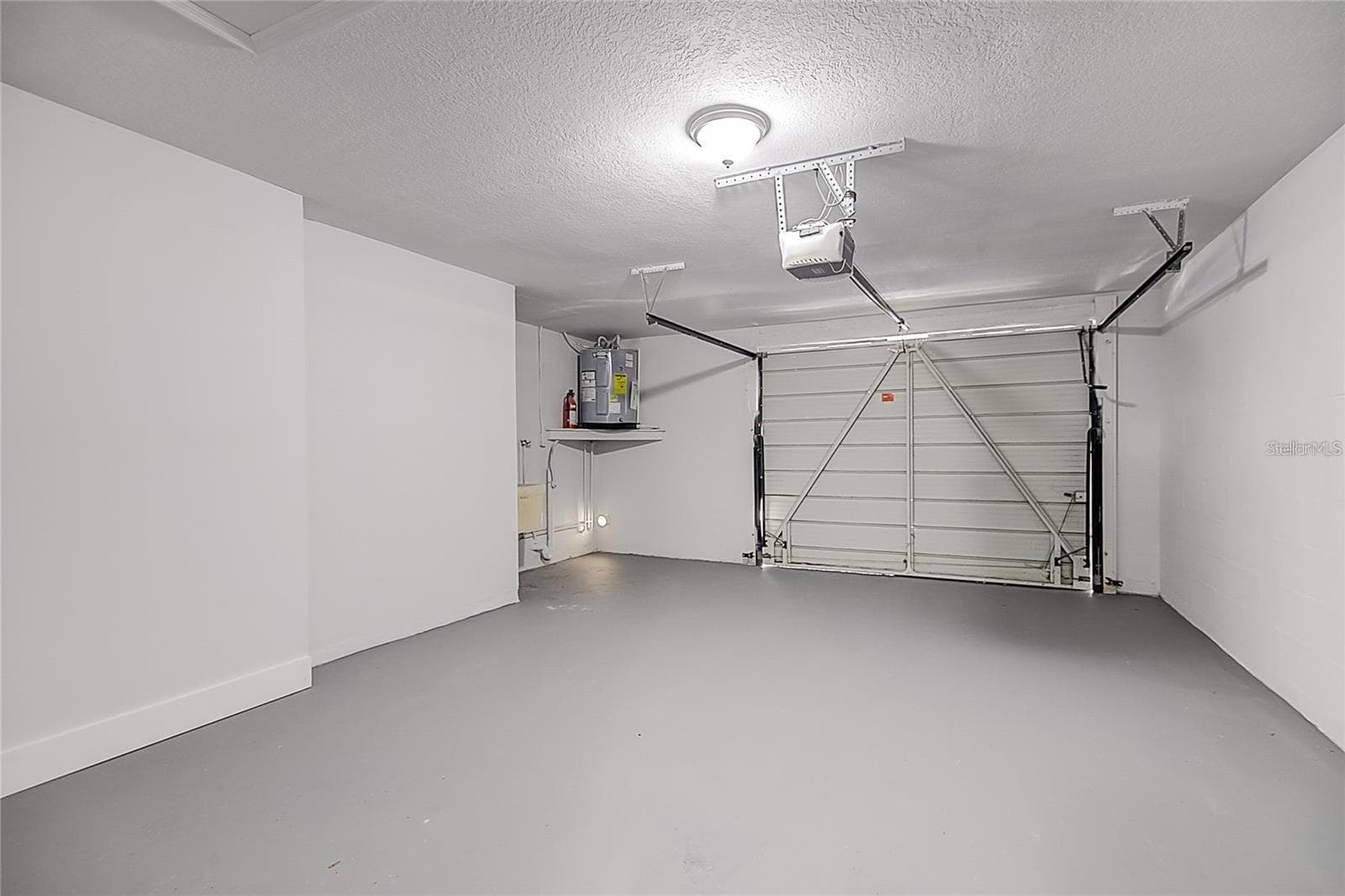 Single Family Residence at 8923 CANDLEWICK LN, PORT RICHEY, photo 18 of 22
