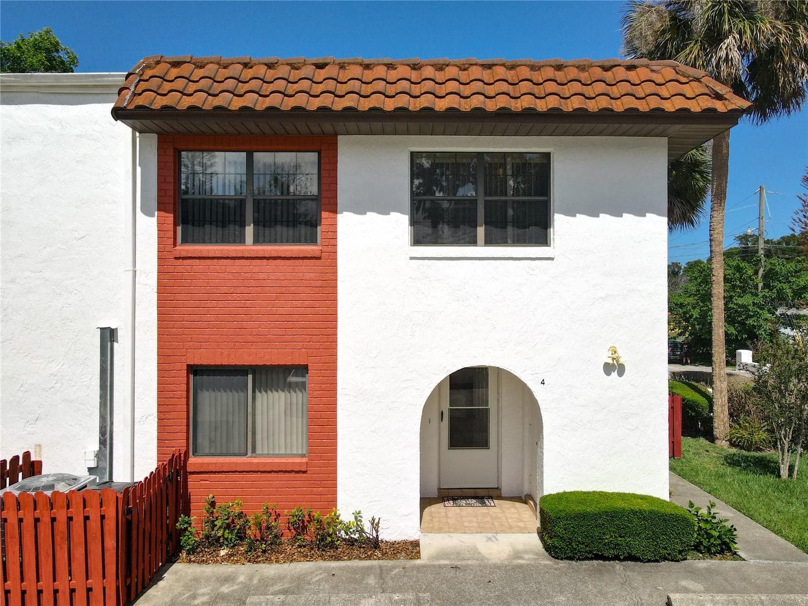 Condominium at 910 BIG TREE RD #12-4, SOUTH DAYTONA, photo 2 of 42