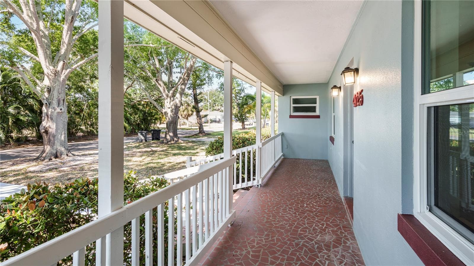 Single Family Residence at 4725 DEL RIO WAY S, GULFPORT, photo 7 of 53
